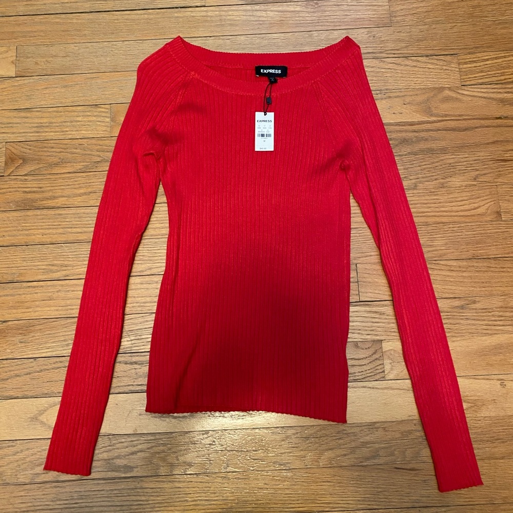 Express Sweater - Picture 3 of 3